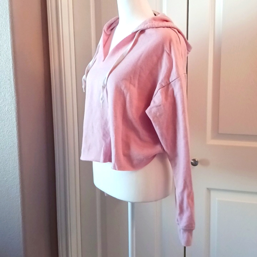 Blush Pink Cropped Hoodie Juniors L Loungewear Athletic Top - Picture 4 of 8